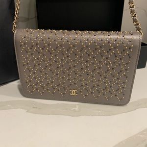 Chanel wallet on the chain stunning